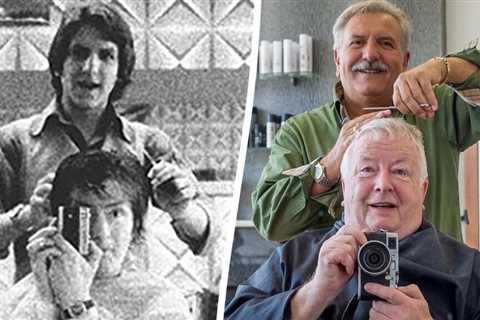 Man Takes a Mirror Selfie With The Same Barber for 50 Years–For the Last Time (LOOK)