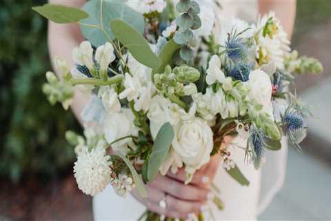 All You Need to Know About Bouquets and Centerpieces for Your Arizona Wedding